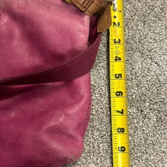 Fossil vintage crossbody in great used condition - Picture 13 of 13